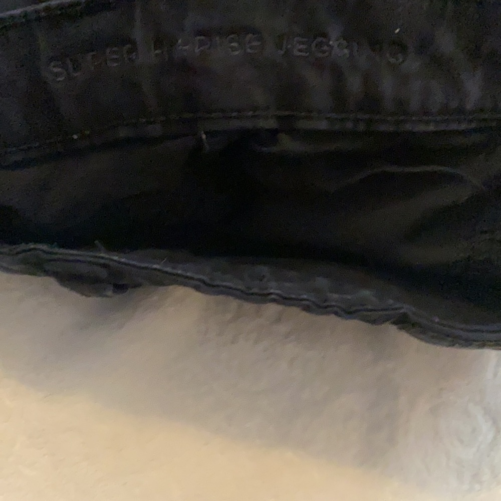 American Eagle distressed Super hi-rise jegging - Picture 5 of 8